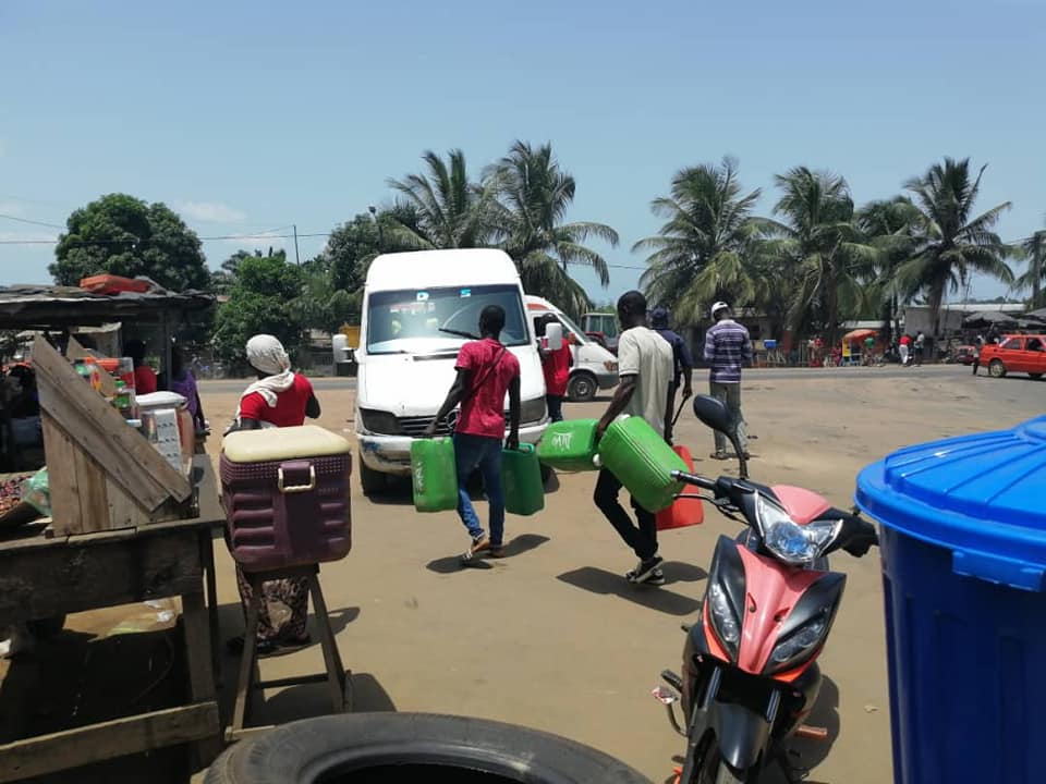 Mairie de Dabou, Lagunes (+225 23 57 27 17)