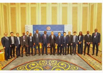 Modernisation du Port d&rsquo;Abidjan : discussions avec le groupe chinois CCCC à Macao